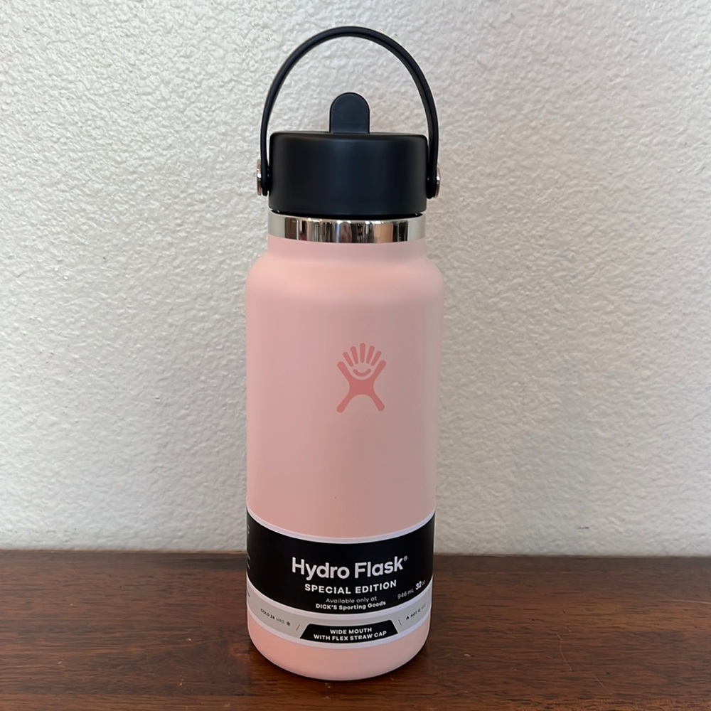 Hydro Flask 32oz dogwood pink NWT